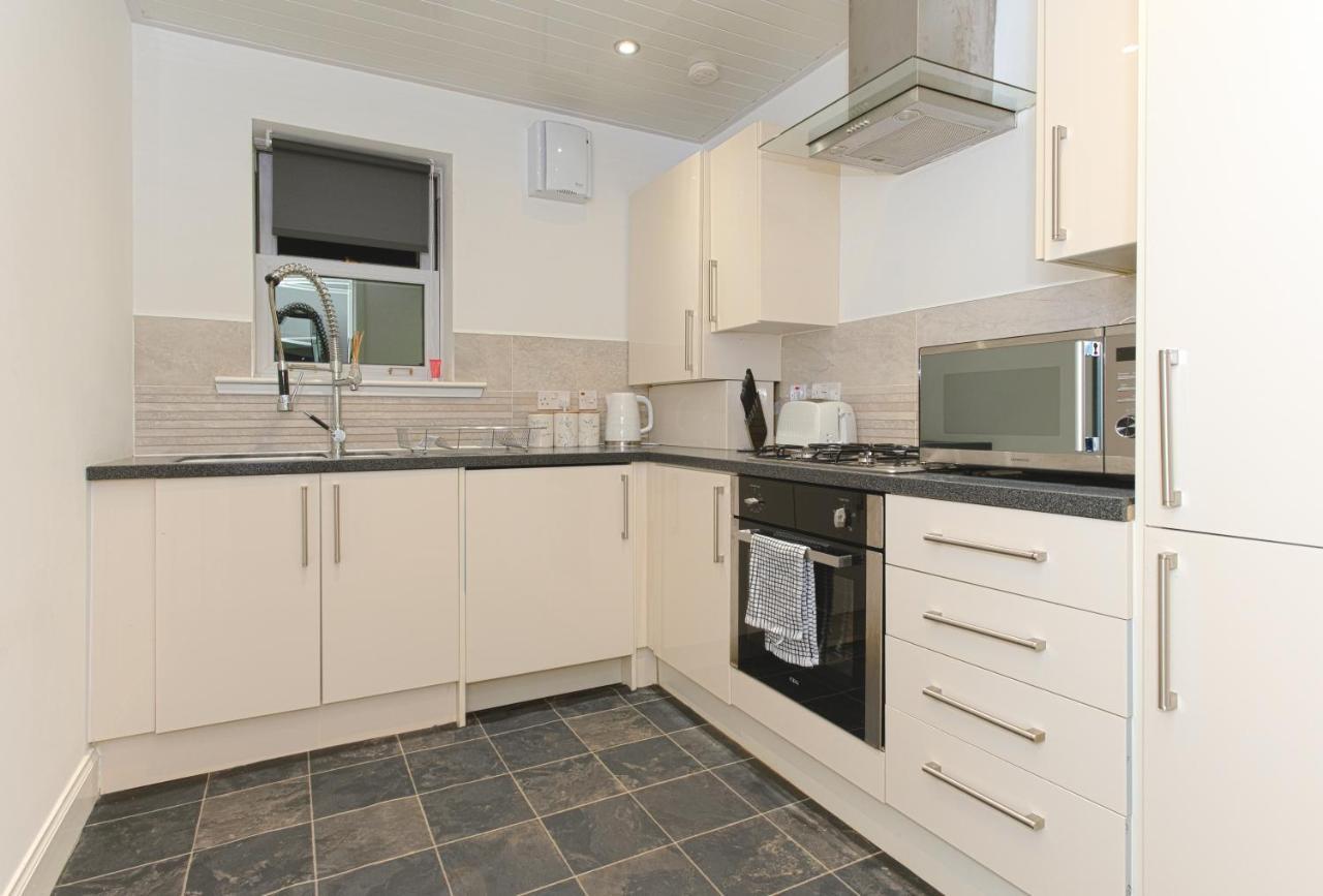 Maze Beach Getaway Apartment Ayr Exterior foto